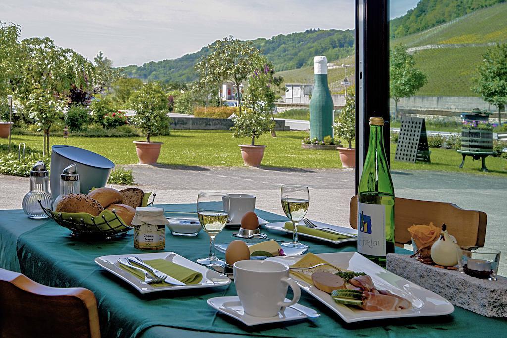 Gaestehaus Und Weingut Bernd Frieden 니텔 외부 사진