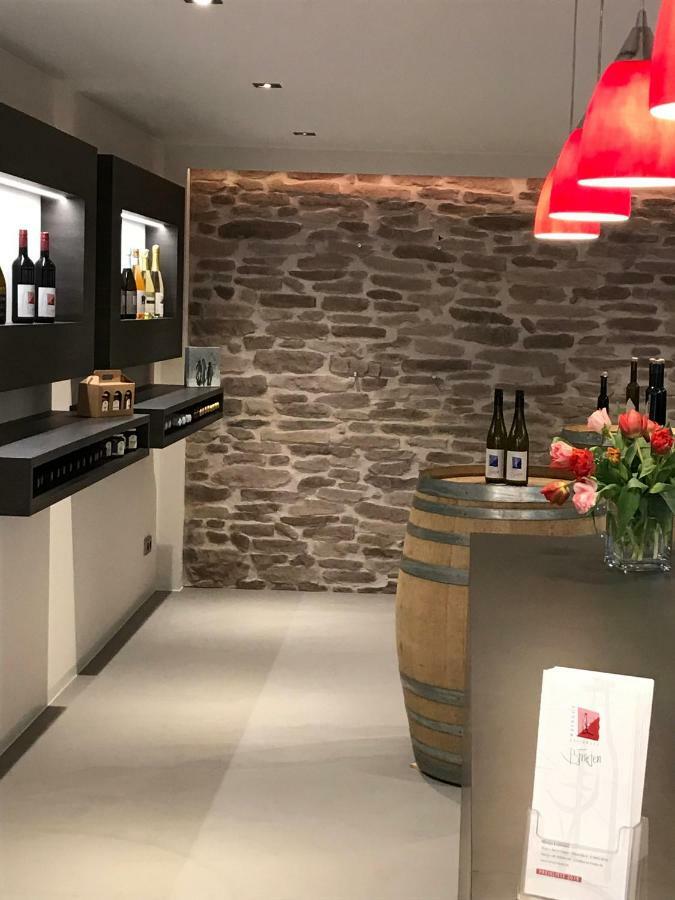Gaestehaus Und Weingut Bernd Frieden 니텔 외부 사진